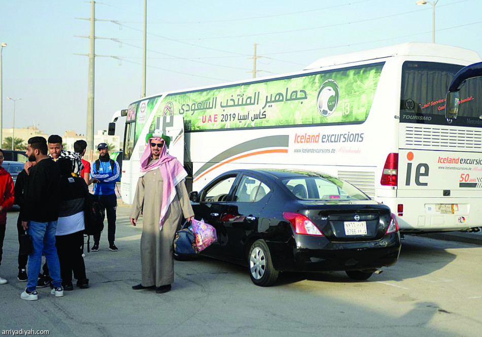 15 حافلة
تنقل جماهير الأحساء