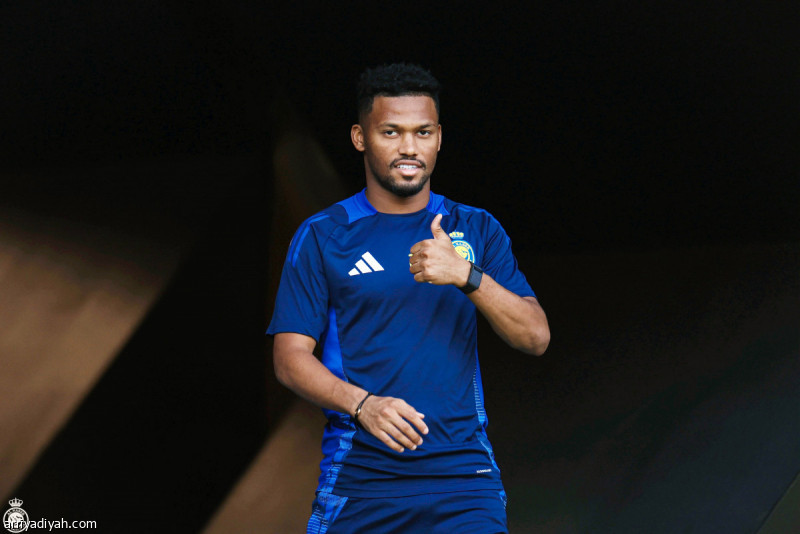 أيمن يحيى يعود لتدريبات النصر بعد إتمام البرنامج التأهيلي