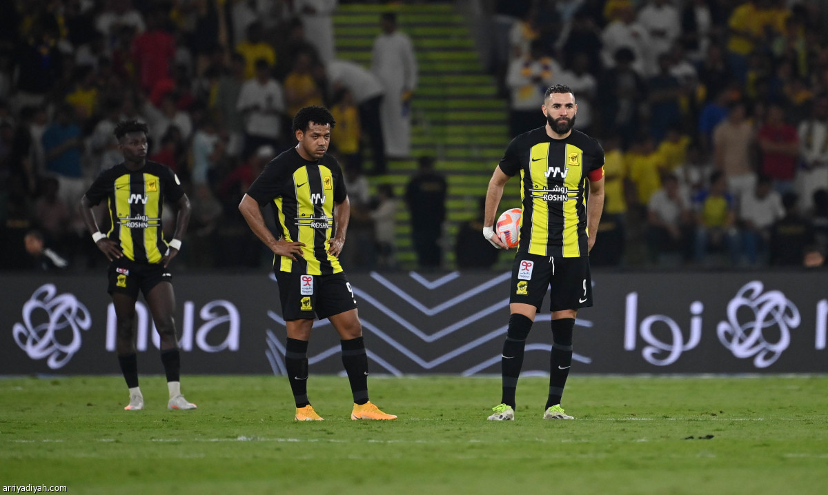 الاتحاد ينهار