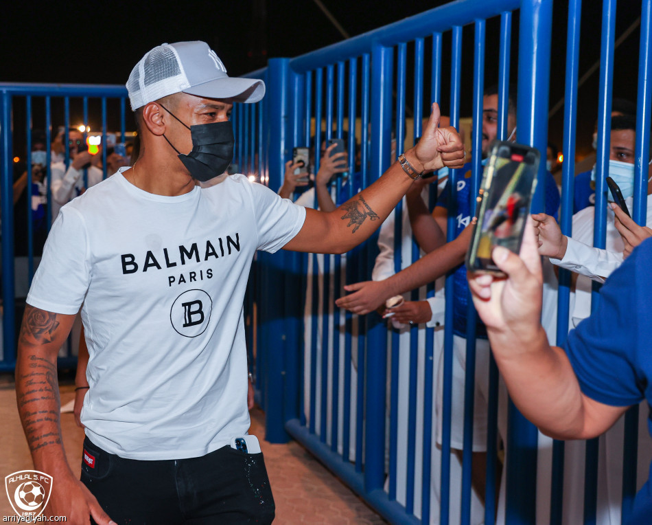 الإثنين.. بيريرا يظهر في تدريبات الهلال