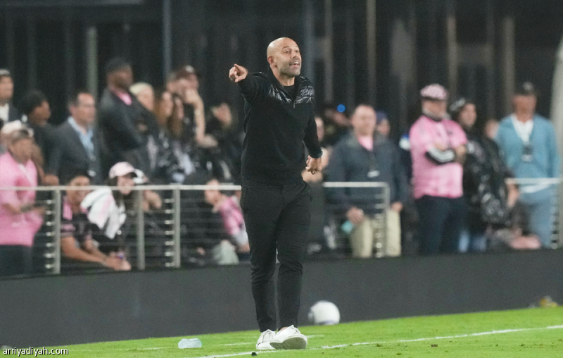 بلقبين كبيرين.. ماسكيرانو ينهي التجربة الأمريكية