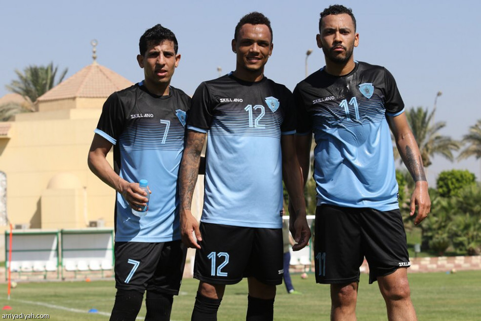 ماتشادو يعتمد تكتيكاً جديداً مع الباطن في القاهرة