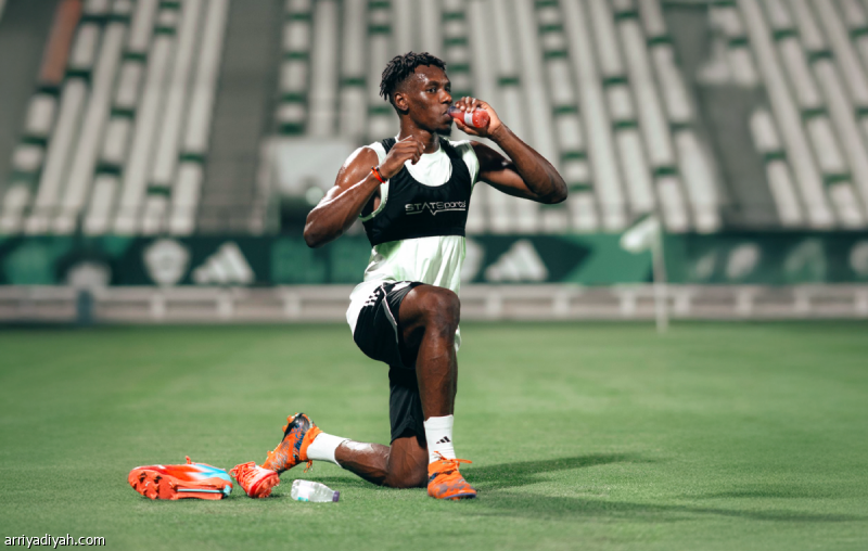 الأهلي يختبر هوساوي قبل الدحيل