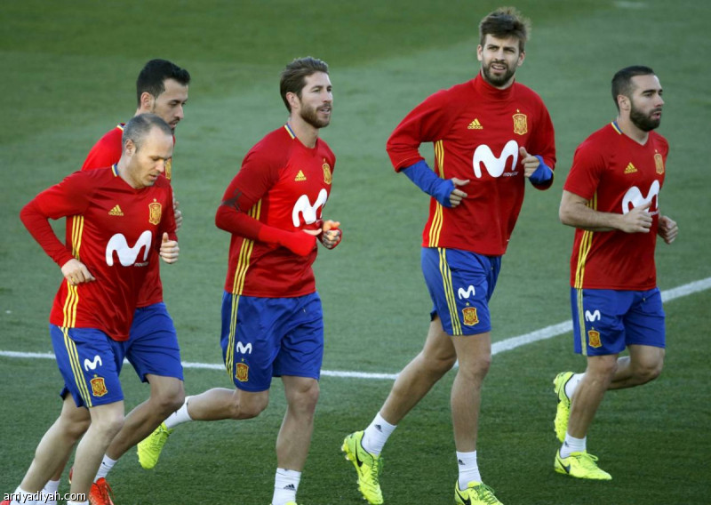 كارفاخال يغيب عن مواجهة البرتغال