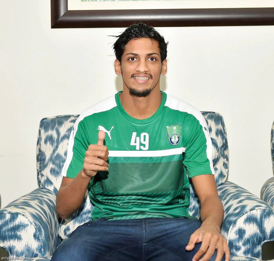 بصاص
والزين يرفضان الإعارة