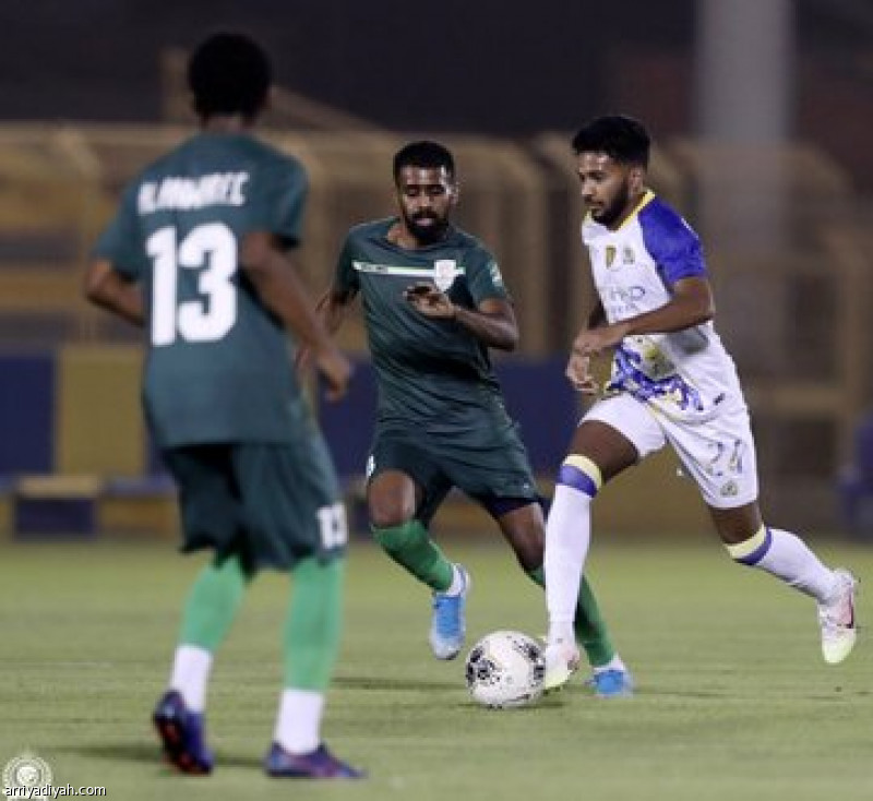 النصر ينهي «مغلقة» الأنوار بـ «العشرة»