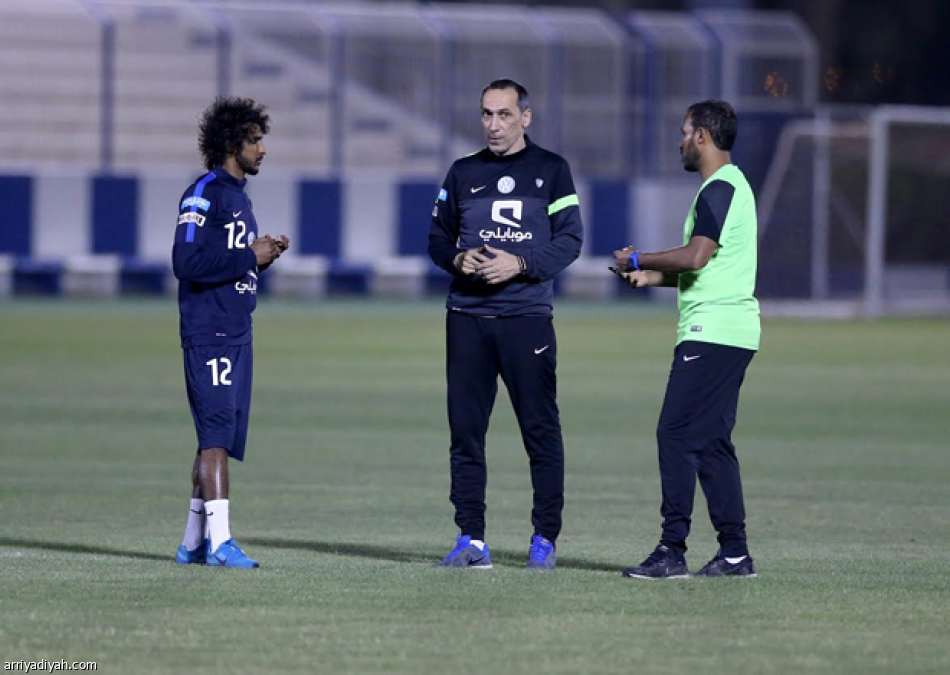 الهلال يتجاوز خسارة الاهلي ويبدأ اعداده لنصف نهائي 