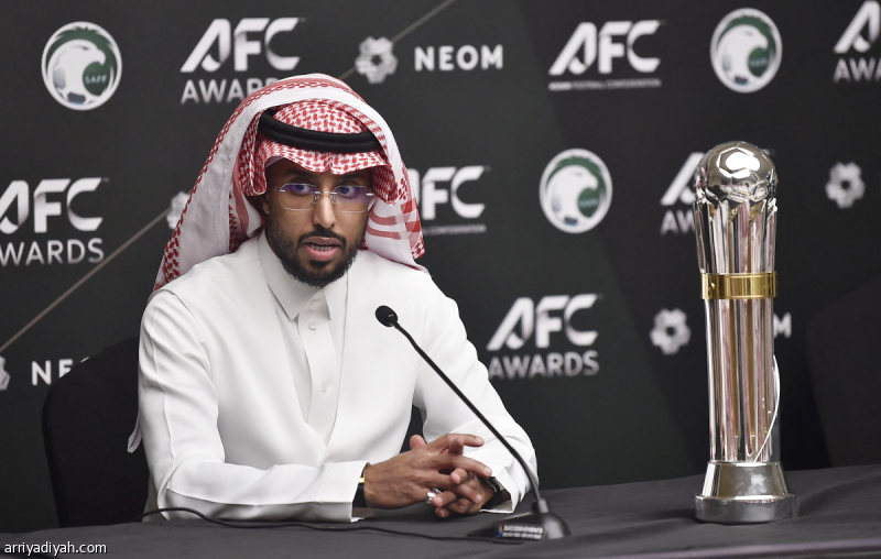سالم الدوسري يتوج بجائزة أفضل لاعب في آسيا للمرة الثانية ويؤكد تركيزه على الأداء في الملعب