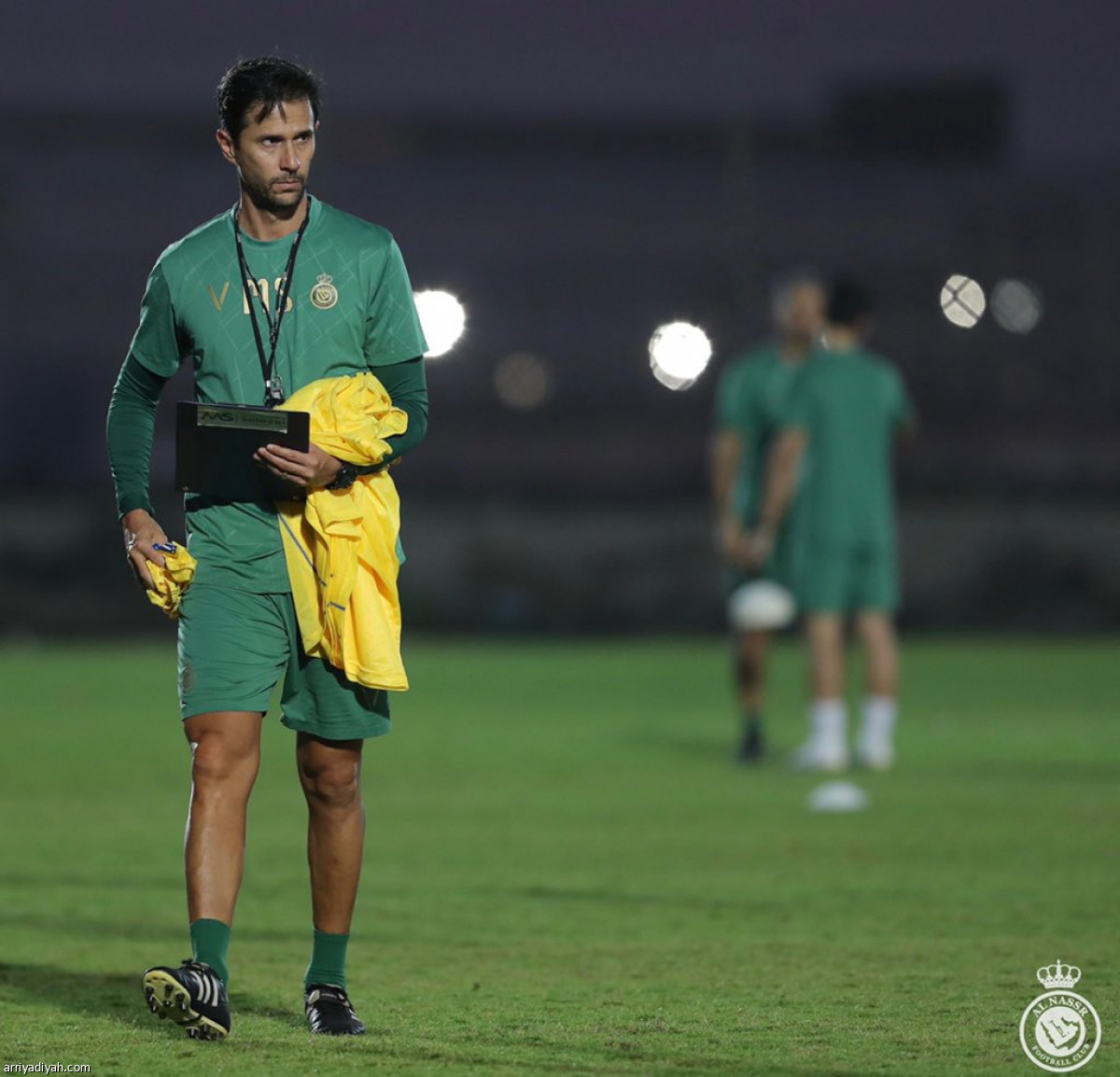 النصر يرواغ  في الخبر