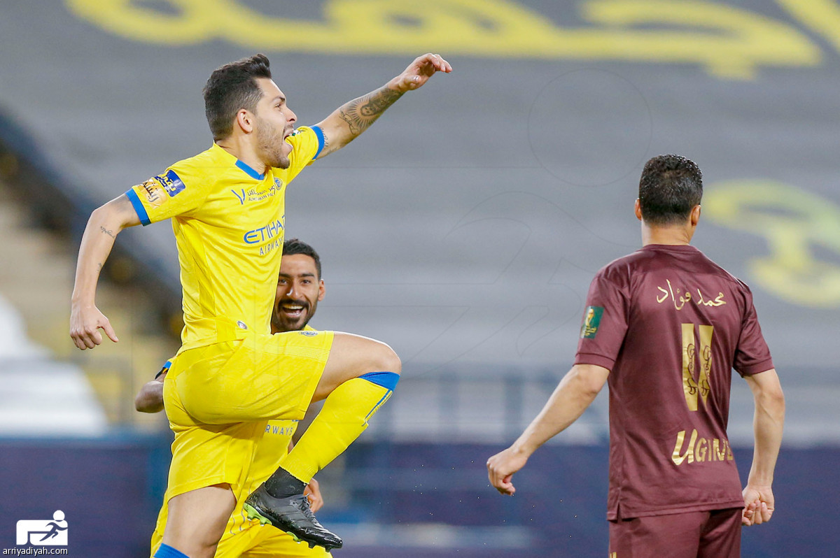 النصر والعين.. عبور أصفر «صور»