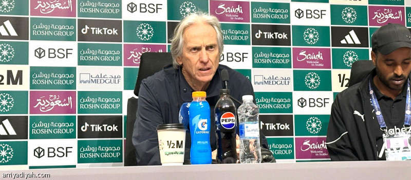 جورجي جيسوس يعبر عن سعادته بفوز الهلال ويكشف عن تغييرات استراتيجية لتجنب إيقاف كانسيلو