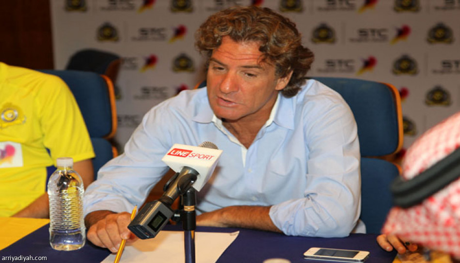 في مؤتمر صحفي. مدرب النصر اعترف وامتدح وتحدث عن الهلال
