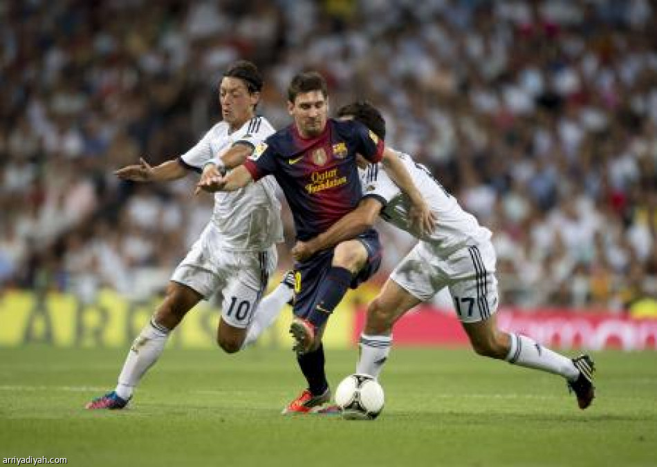 اللقب التاسع في تاريخه : ريال مدريد يرد التحية لبرشلونة ويحرز كأس السوبر