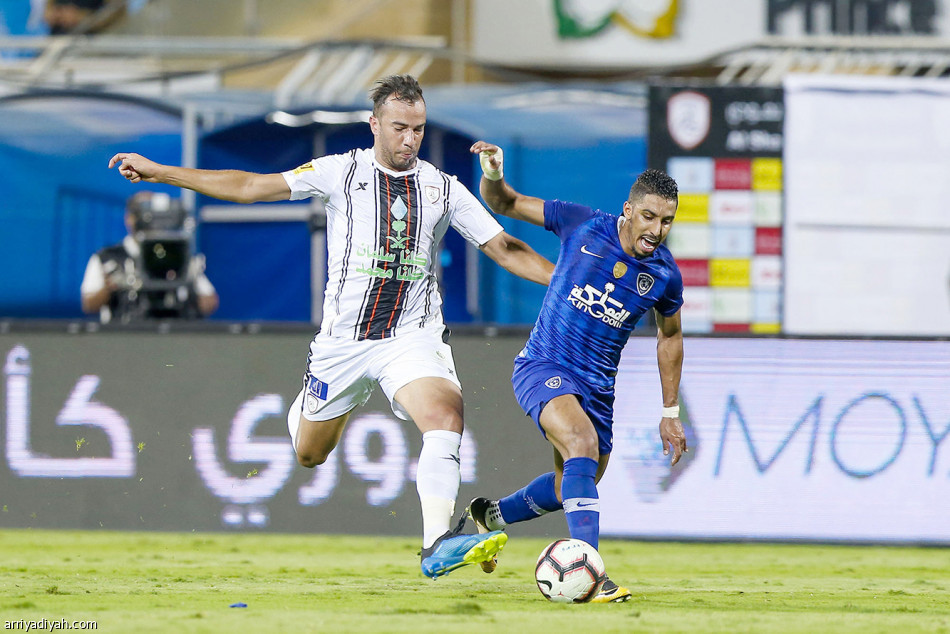 الديربي..
حادثة منصة.. وصورة جدلية