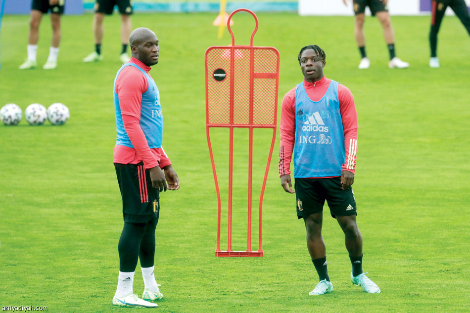 مارتينيز
قلق من بروين وهازارد