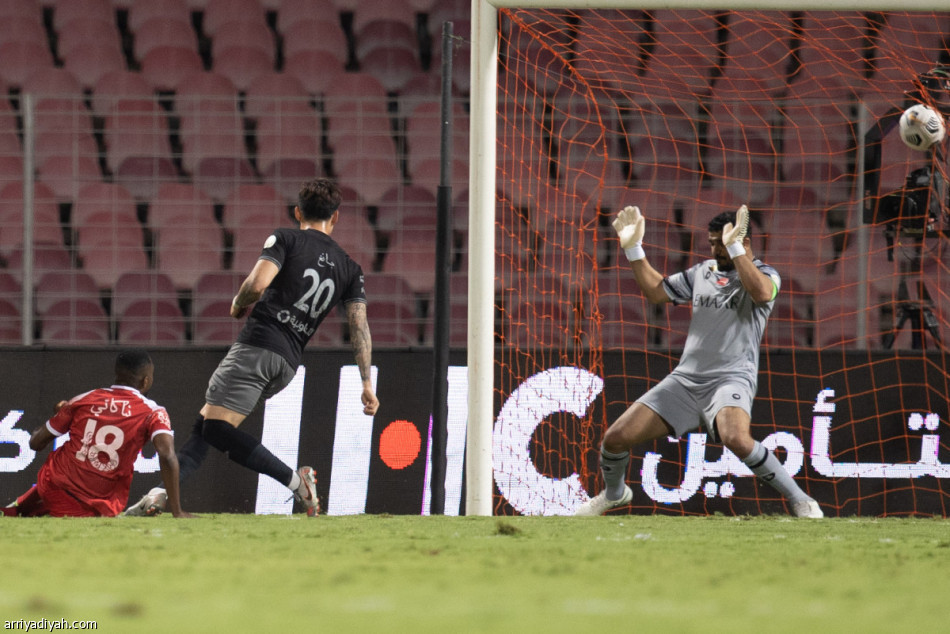 بعد 33 يوما.. الهلال يسترد الصدارة