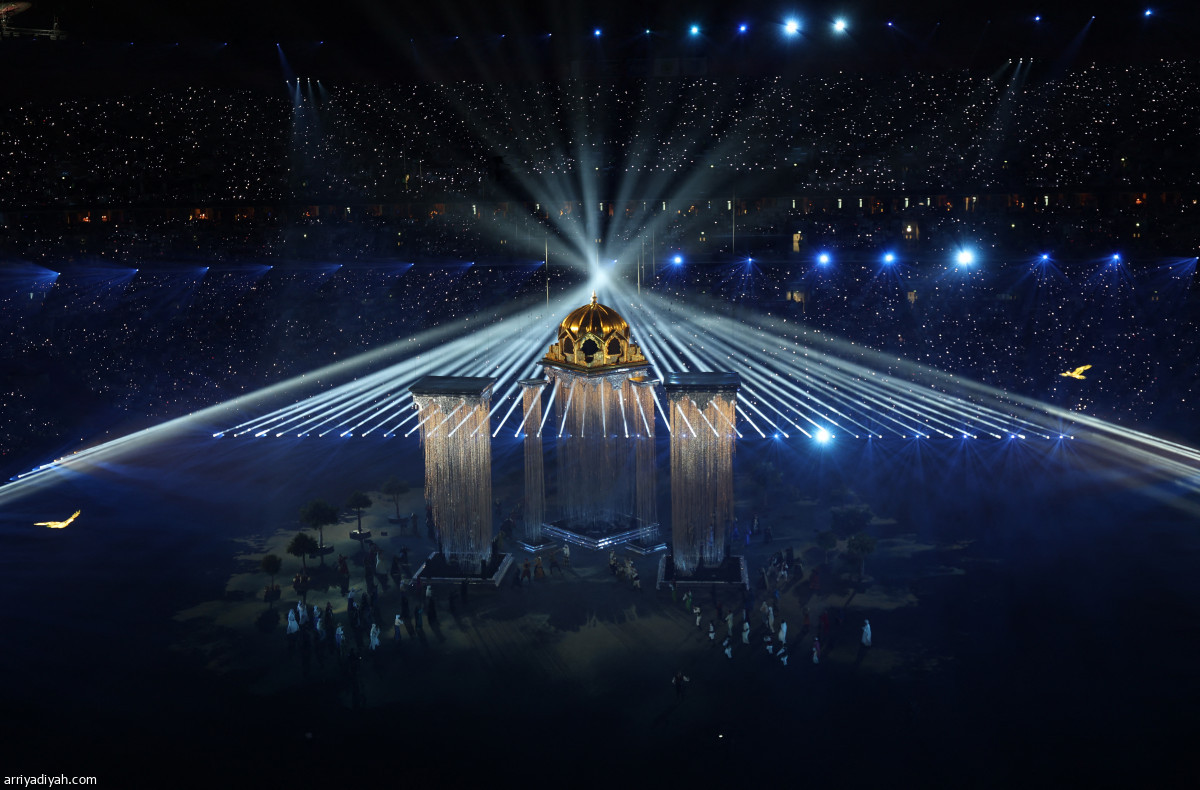 العرب يحتفلون