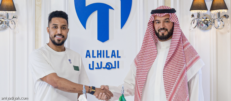 سالم الدوسري يجدد عقده مع الهلال ليصبح أغلى لاعب سعودي براتب 30 مليون ريال في الموسم