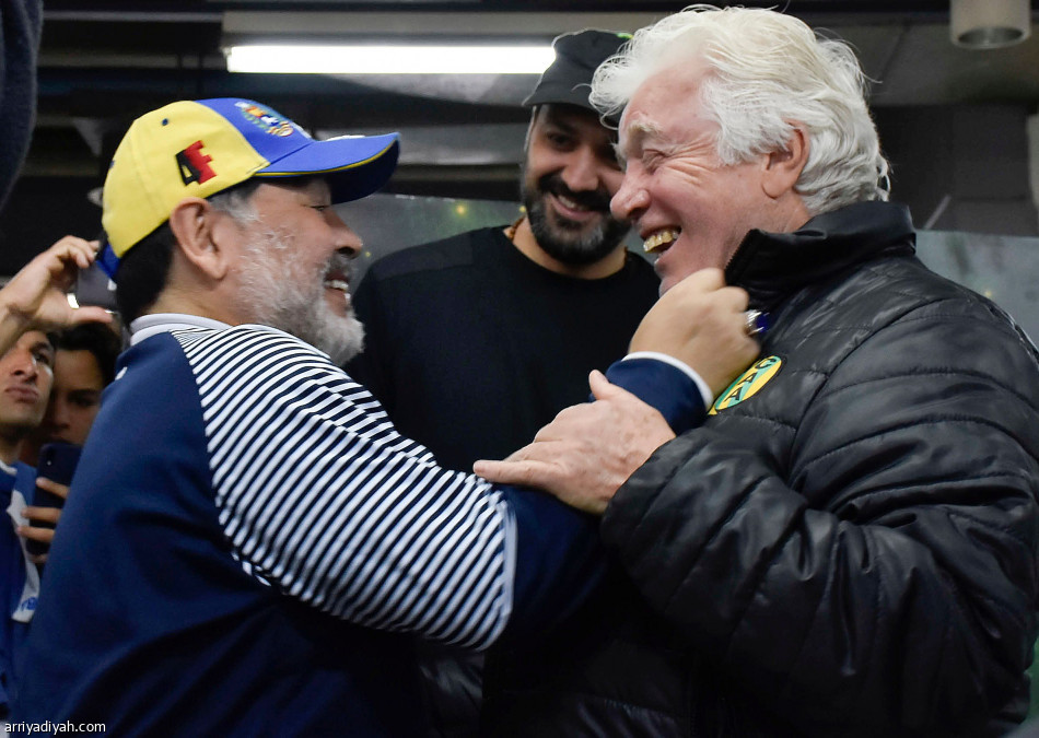 مارادونا يغادر خيمناسيا الأرجنتيني