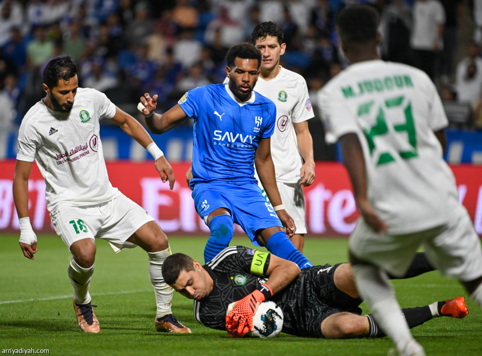 كأس سلمان.. الهلال  يبدأ بـ«سلبية» أهلي طرابلس