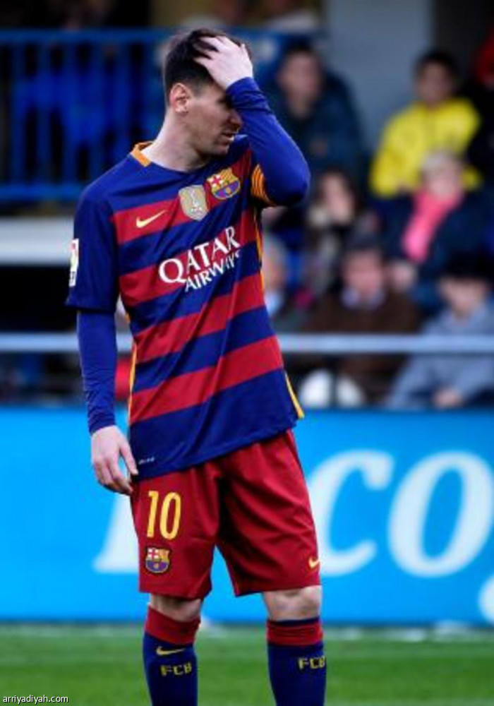 فياريال يوقف قطار برشلونة بتعادل مثير في الدوري الاسباني