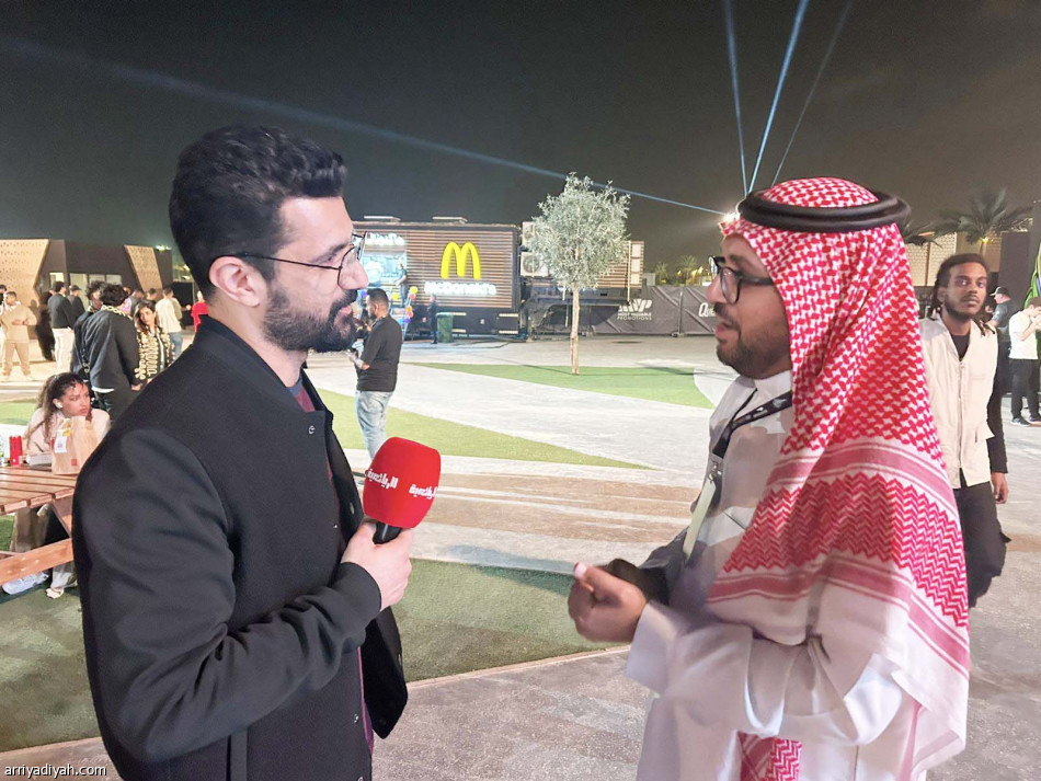 بول
يفتح باب الإعادة