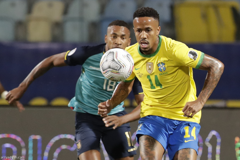 الإكوادور تتعادل مع البرازيل.. وتتأهل