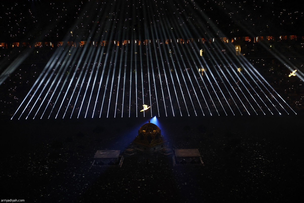 العرب يحتفلون