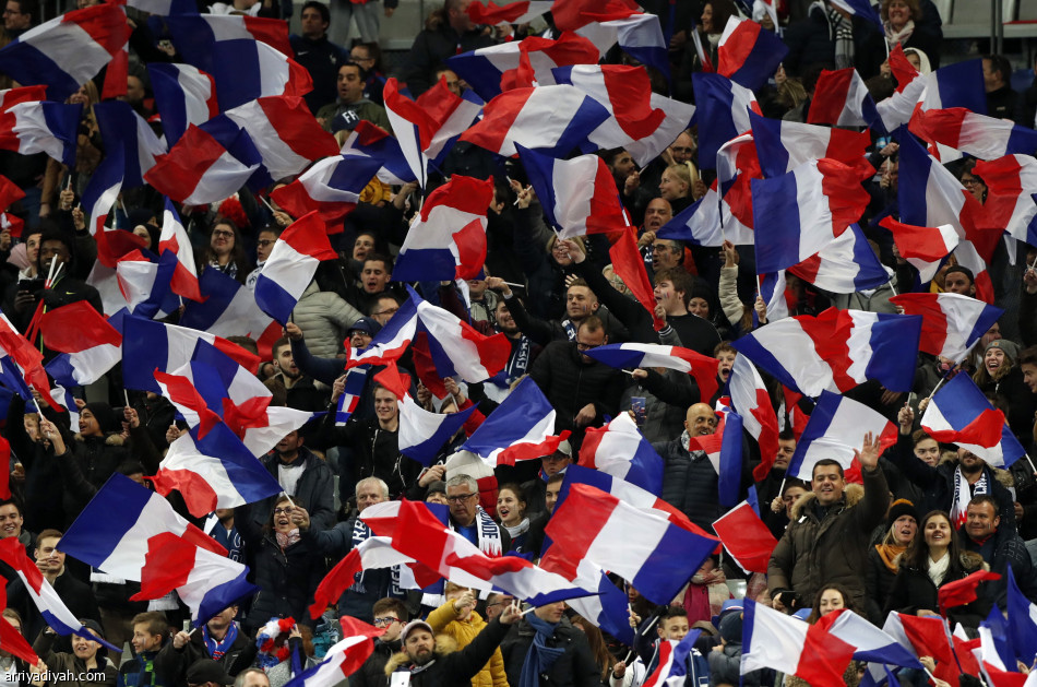 فرنسا تقسو على آيسلندا برباعية في التصفيات الأوروبية
