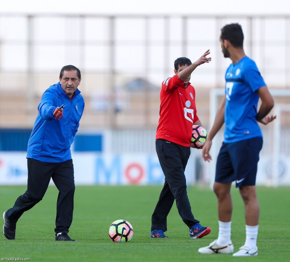 الهلال يصل جدة استعداداً لملاقاة الاتحاد