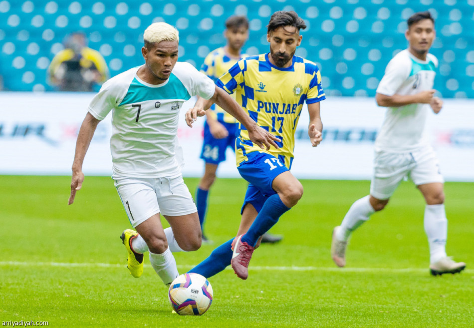 السوبر الهندي.. 
سوري ينافس على الصدارة