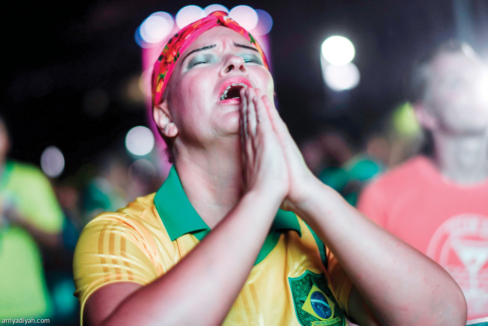 مشجعات برازيليات خلال افتتاح منافسات بطولة كأس أمريكا