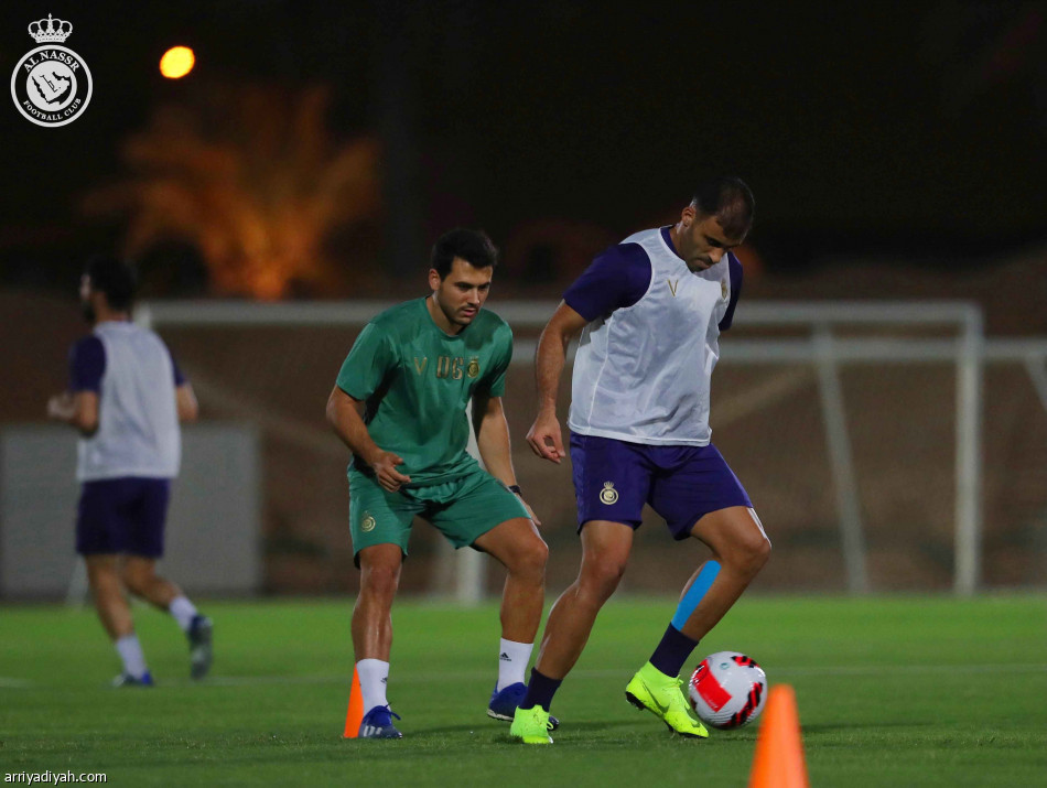 النصر والمدرسة اللاتينية..
7 إقالات.. وباوزا الناجي الوحيد