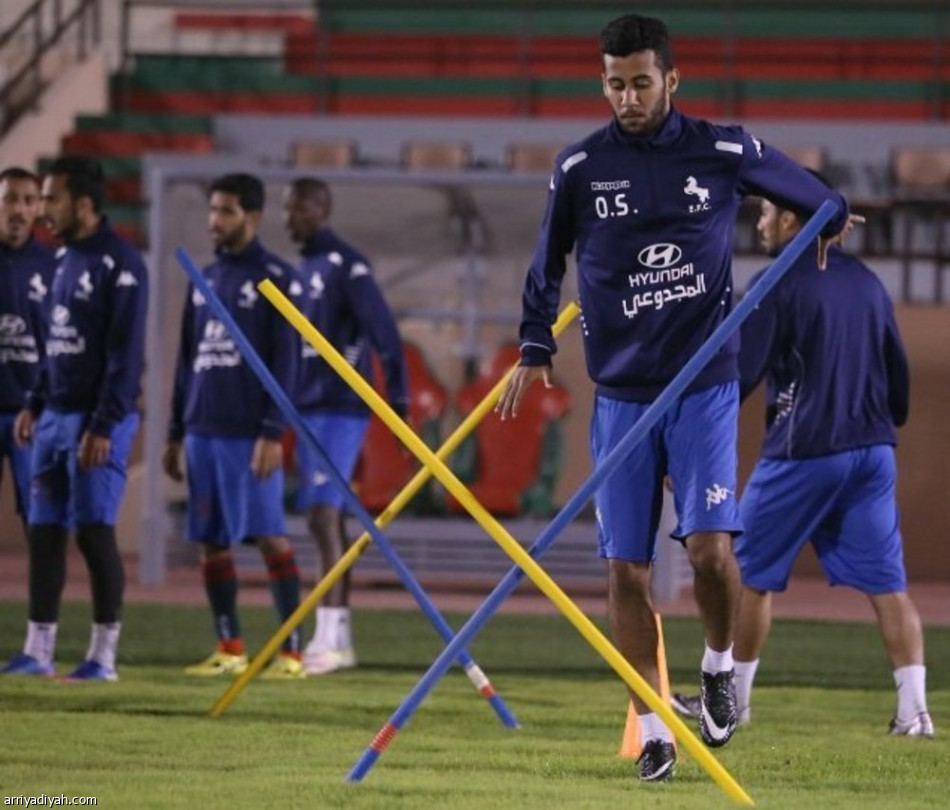 جاريدو يعالج أخطاء لاعبي الاتفاق بالفيديو