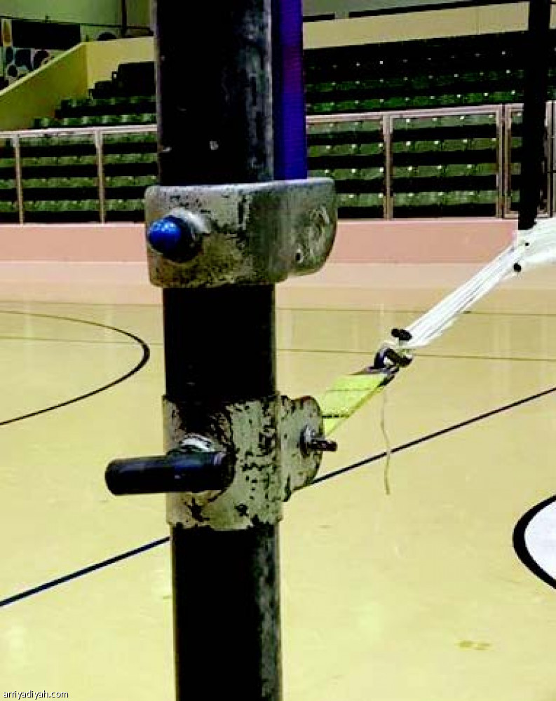 “عمود الاتفاق” يحطم صدر المغربي