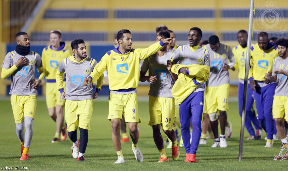 إيالا يشارك في تدريبات النصر