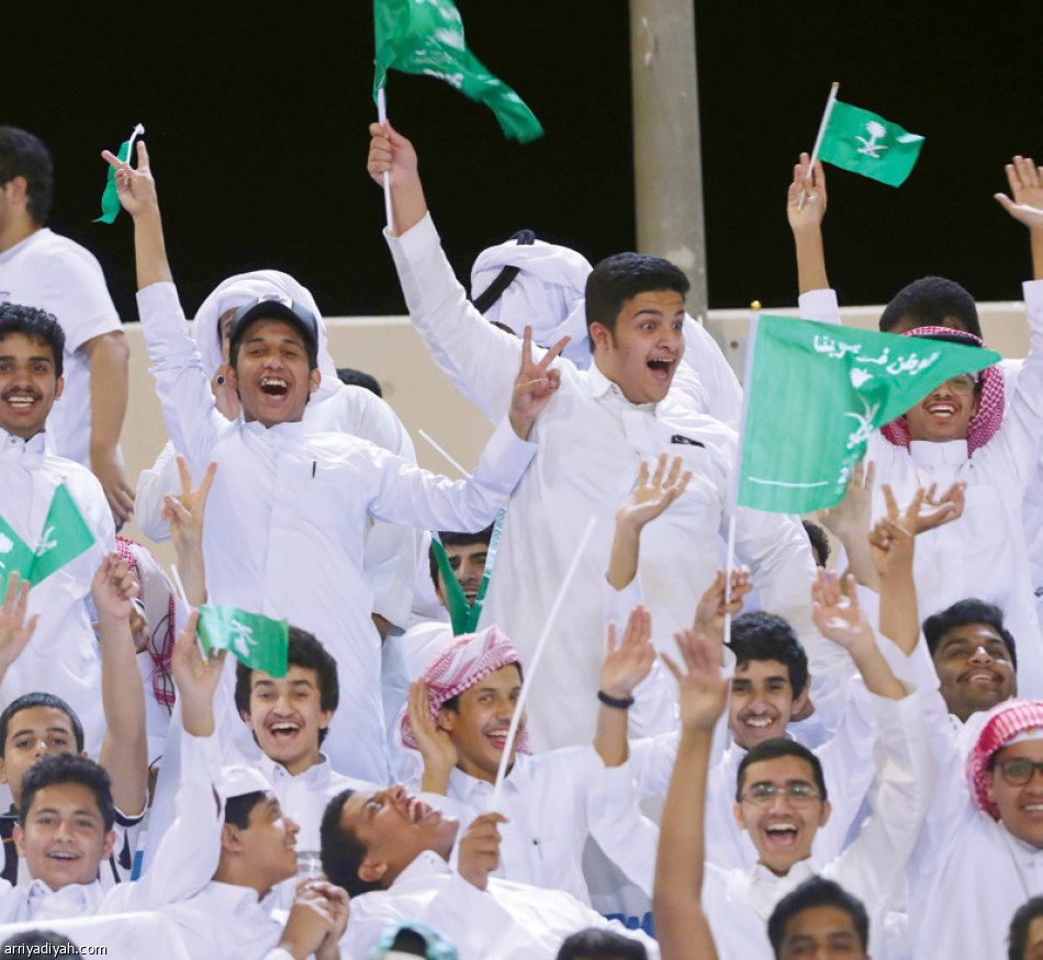 2500 طالب 
ساندوا المنتخب