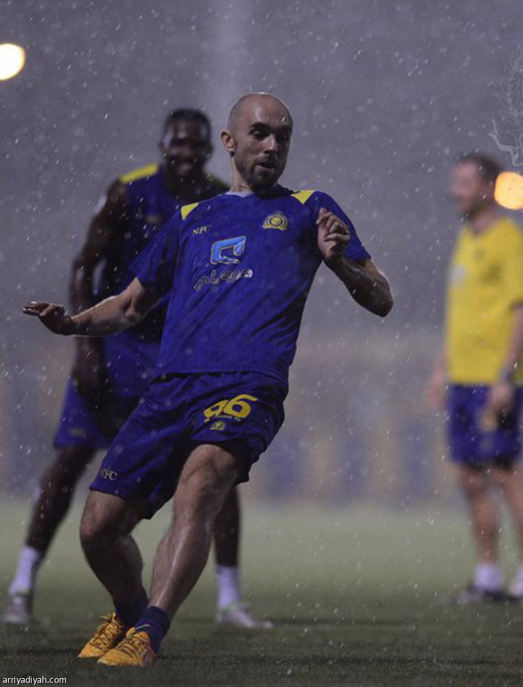 الامطار تلغي تدريب النصر ومايغا يغادر الى فرنسا