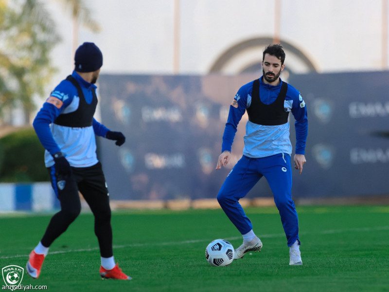 اليوم.. الأزرق يغادر إلى جدة