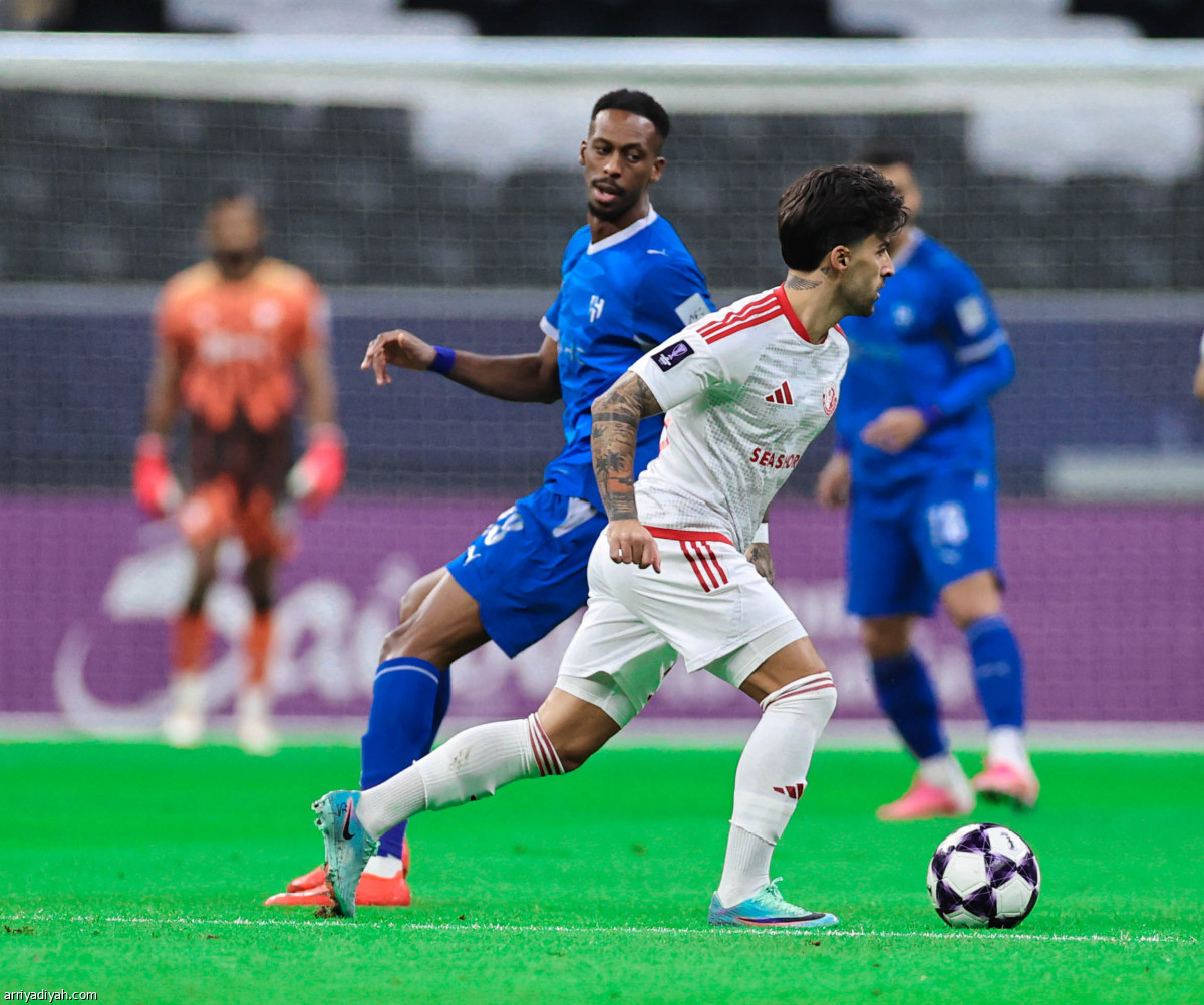 الهلال يتوقف