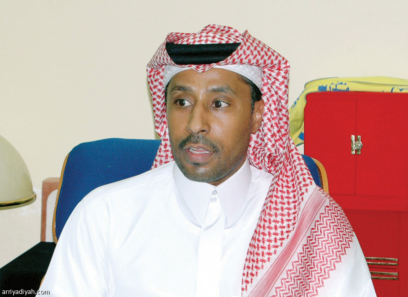 الهزاع:
الضغط يربك النصر