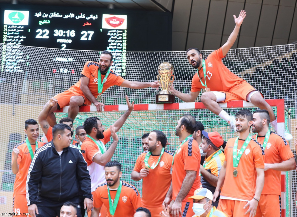 مضر ينتزع كأس سلطان بن فهد من الخليج