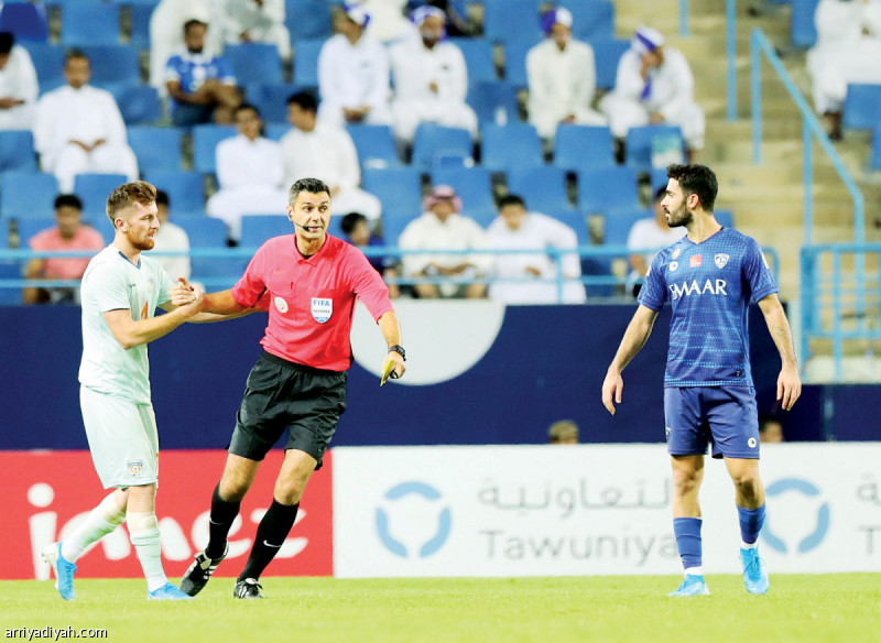 الكثيري:
خربين لا يستحق ركلة جزاء