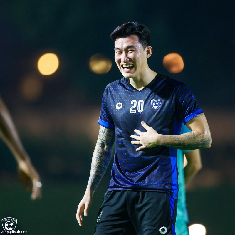 مدالله يدعم صفوف الهلال أمام باختاكور