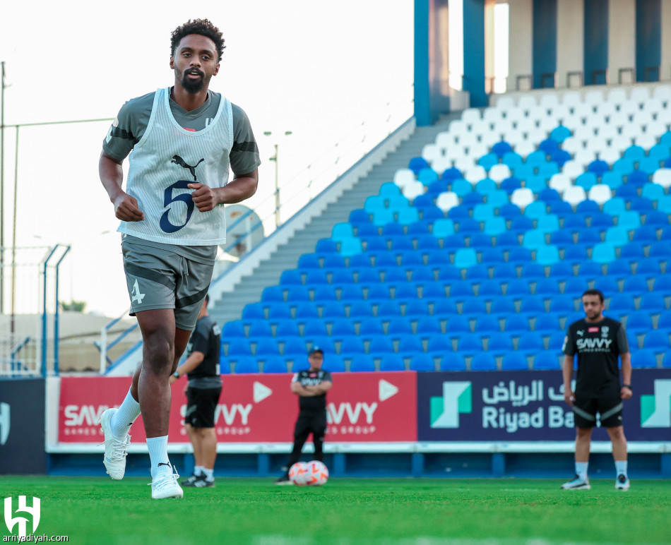 الهلال يناور شبابه.. ويستريح غدا