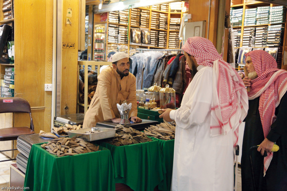 أسواق الديرة..
ملتقى الجنسيات في الرياض