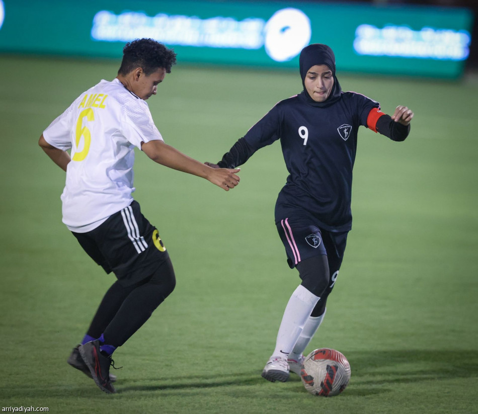 الأهلي والشباب يستحوذان على سيدات «مراس» و«العاصفة»