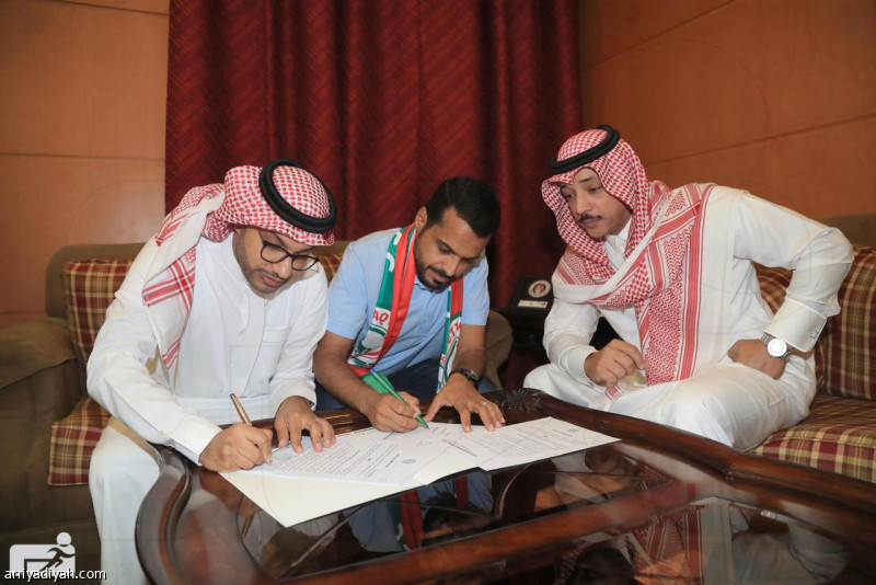 العطوي مدربا للاتفاق