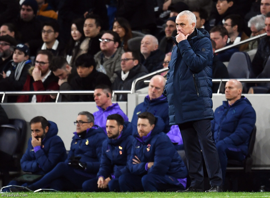 لايبزيج يهزم توتنهام.. ويقترب من دور الثمانية