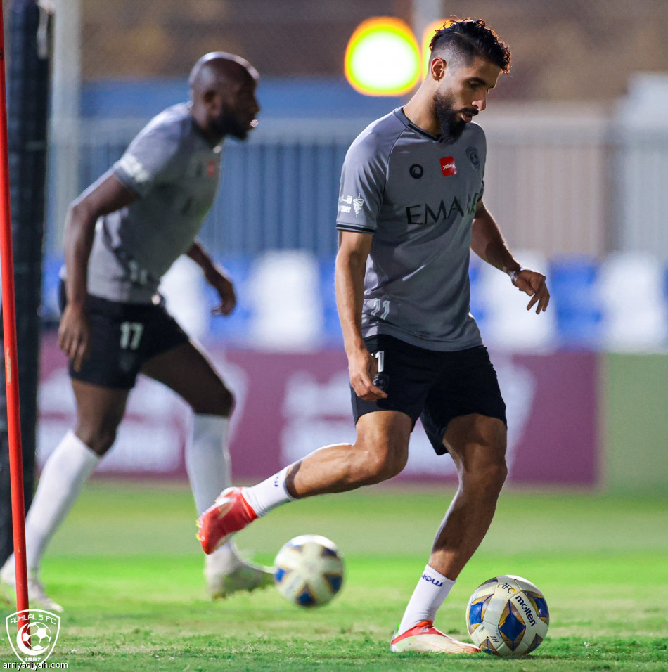 الهلال يتأهب للإيراني.. ويطير إلى دبي غدا